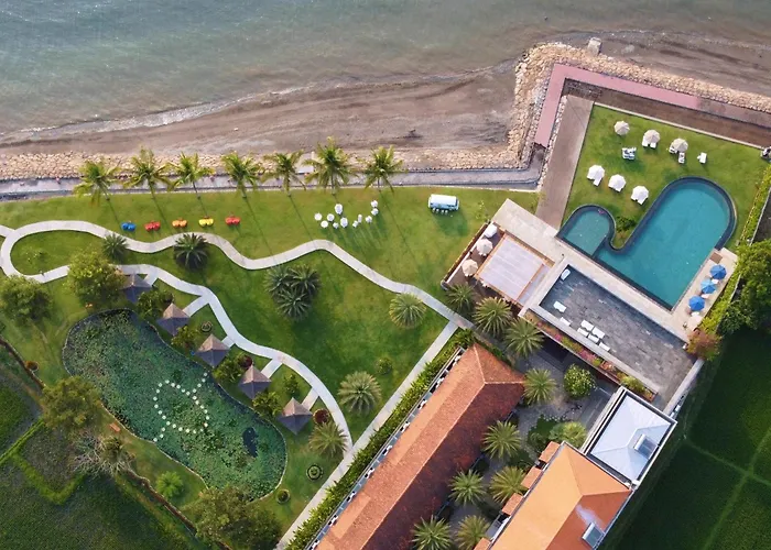 Lovina Beach Club&Resort