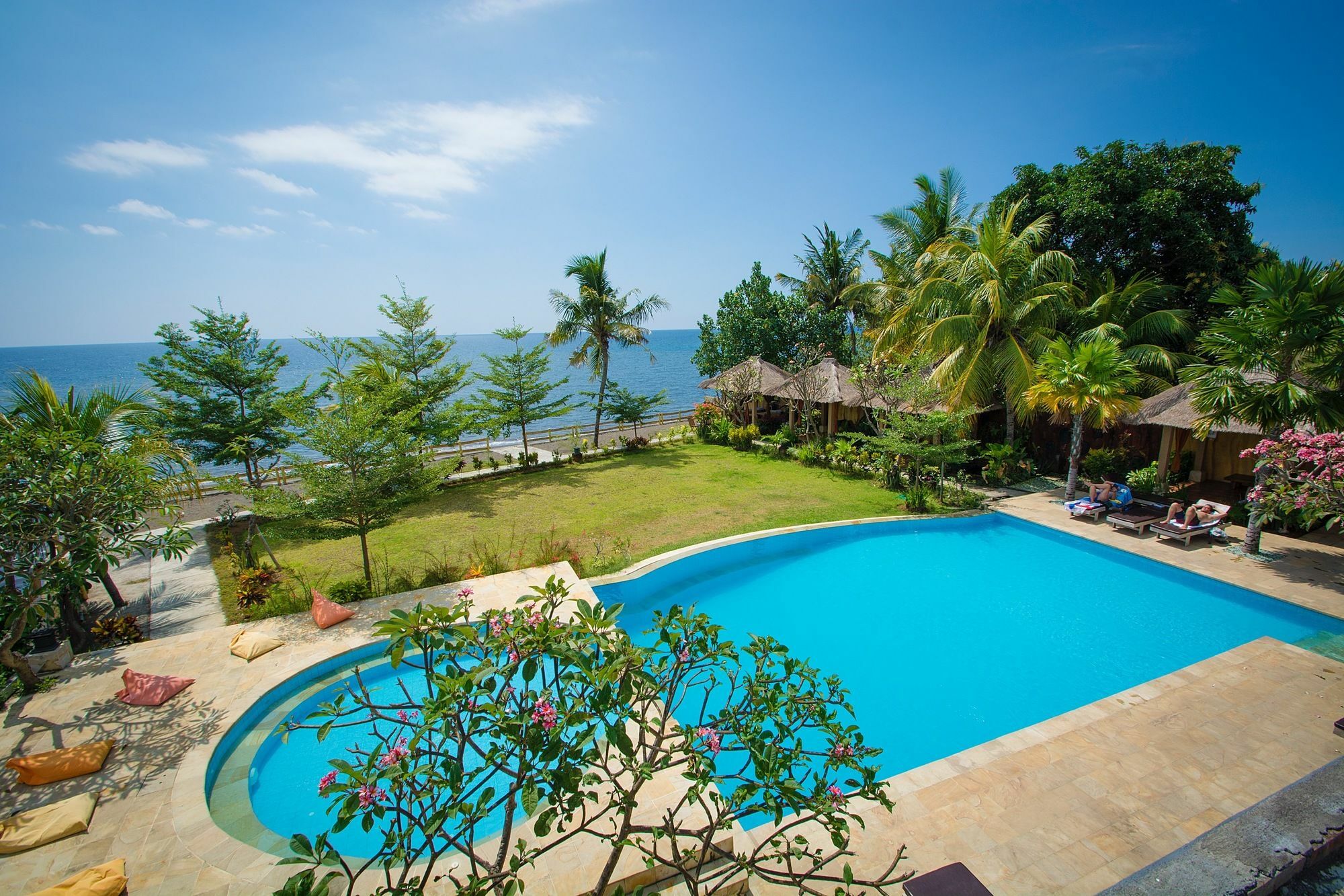 Hotel Club & 4*